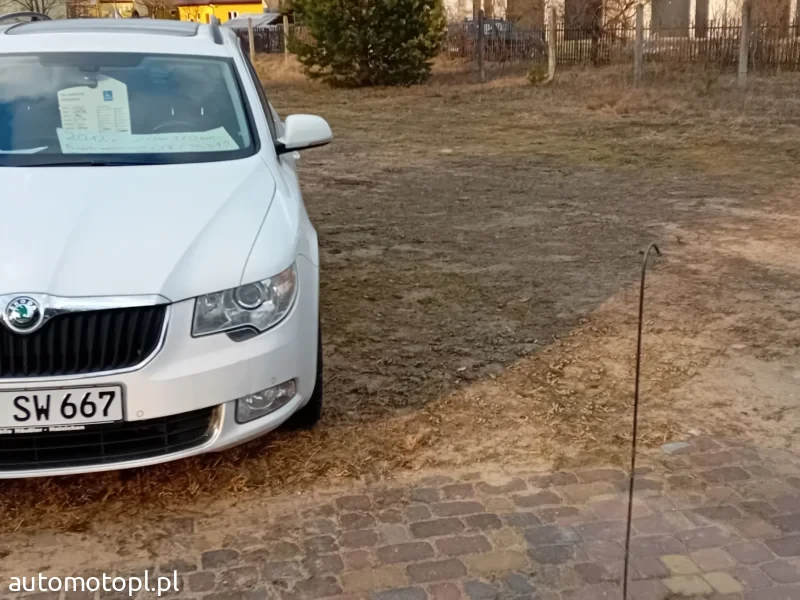 skoda super b kombi 2012 r lakier orginał