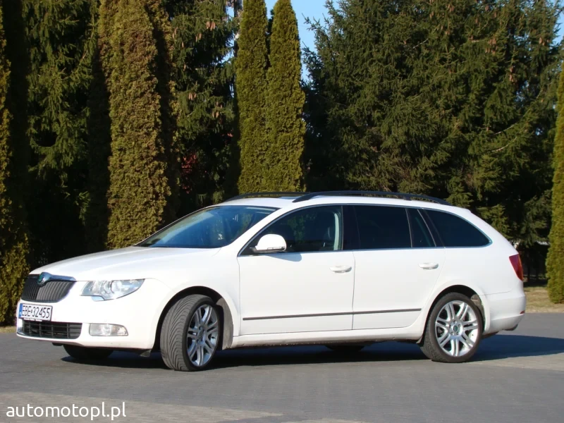 skoda super b kombi 2012 r lakier orginał