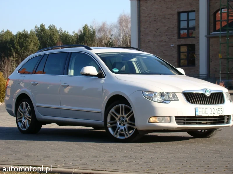 skoda super b kombi 2012 r lakier orginał