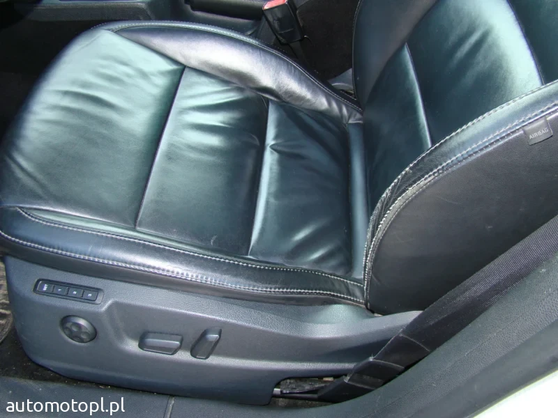 skoda super b kombi 2012 r lakier orginał