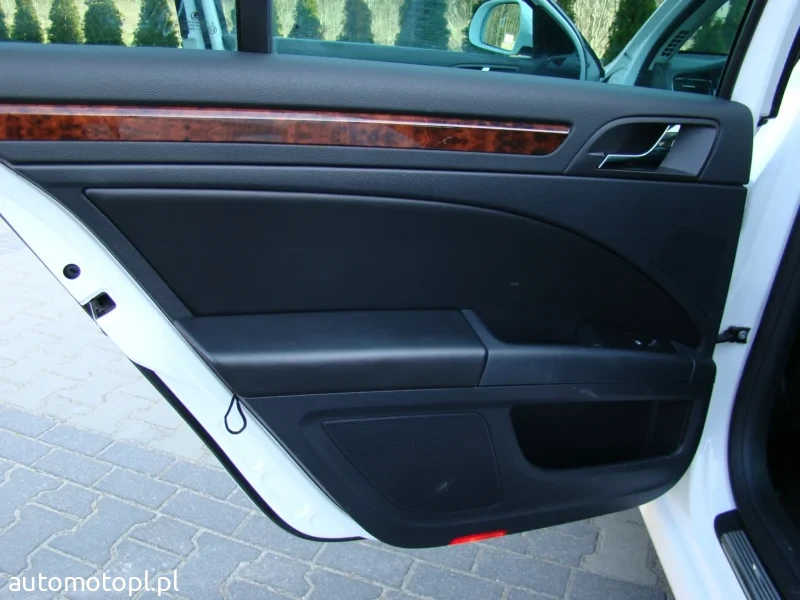 skoda super b kombi 2012 r lakier orginał