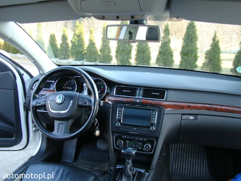 skoda super b kombi 2012 r lakier orginał